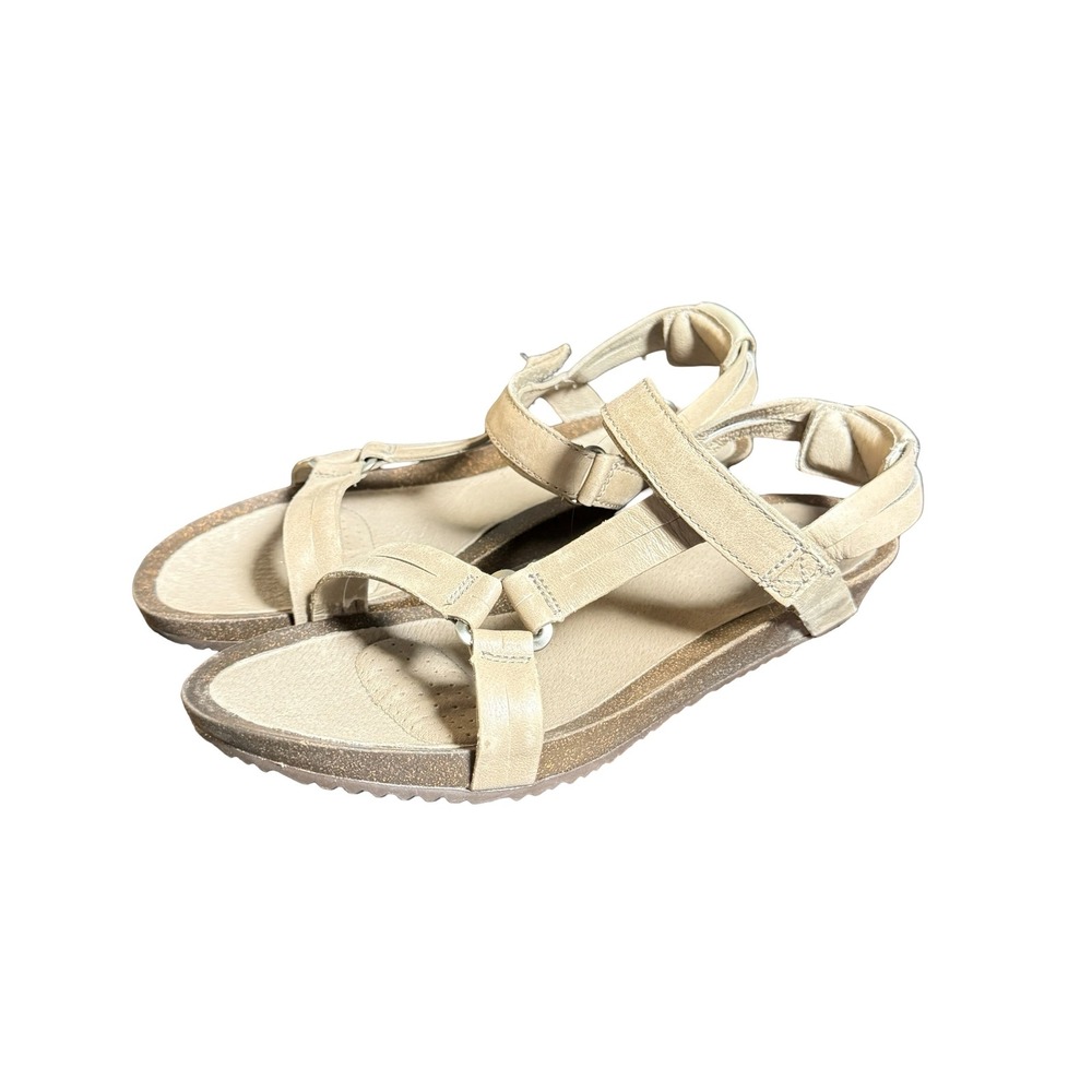 Teva Ysidro Wedge Sandals Women Size 8 Beige Leather Strappy Comfort Gorporate